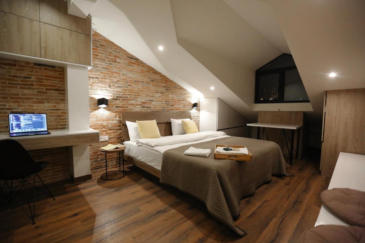 Hotelise I Cascade Loft Apartment 耶烈万 外观 照片