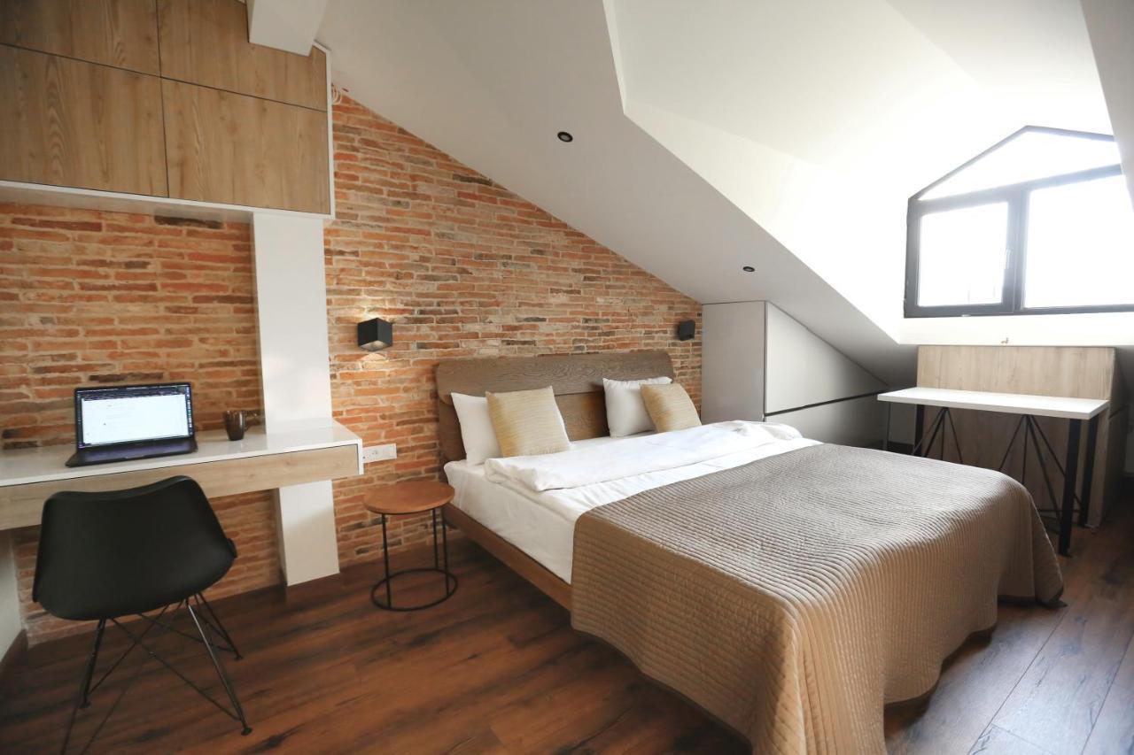 Hotelise I Cascade Loft Apartment 耶烈万 外观 照片